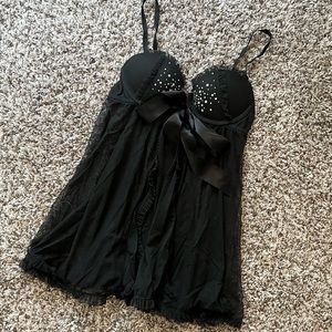Victoria’s Secret Babydoll Lingerie (34B)